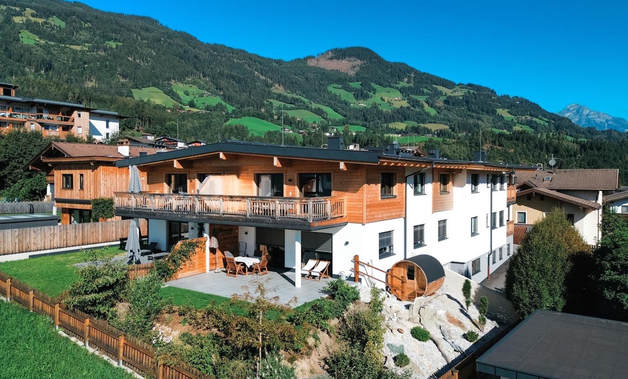 Veronikas Relax & Family Suite - Sun Terrace And Car Park By Alpenluxus Appartements Fügen Екстериор снимка